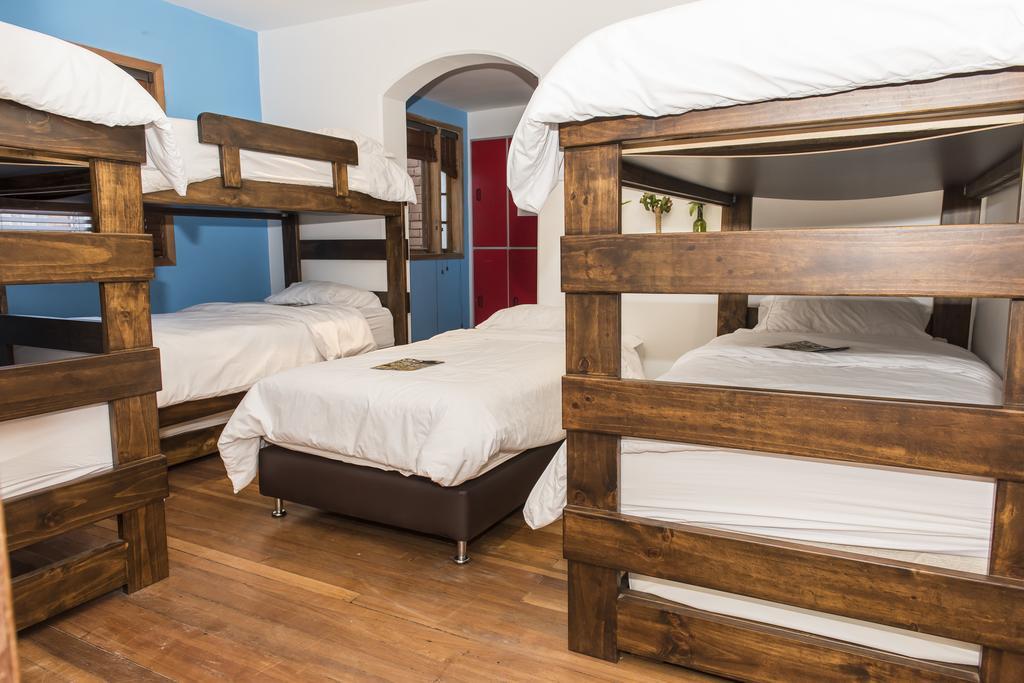 Mi Llave Hostels Bogota Ruang foto