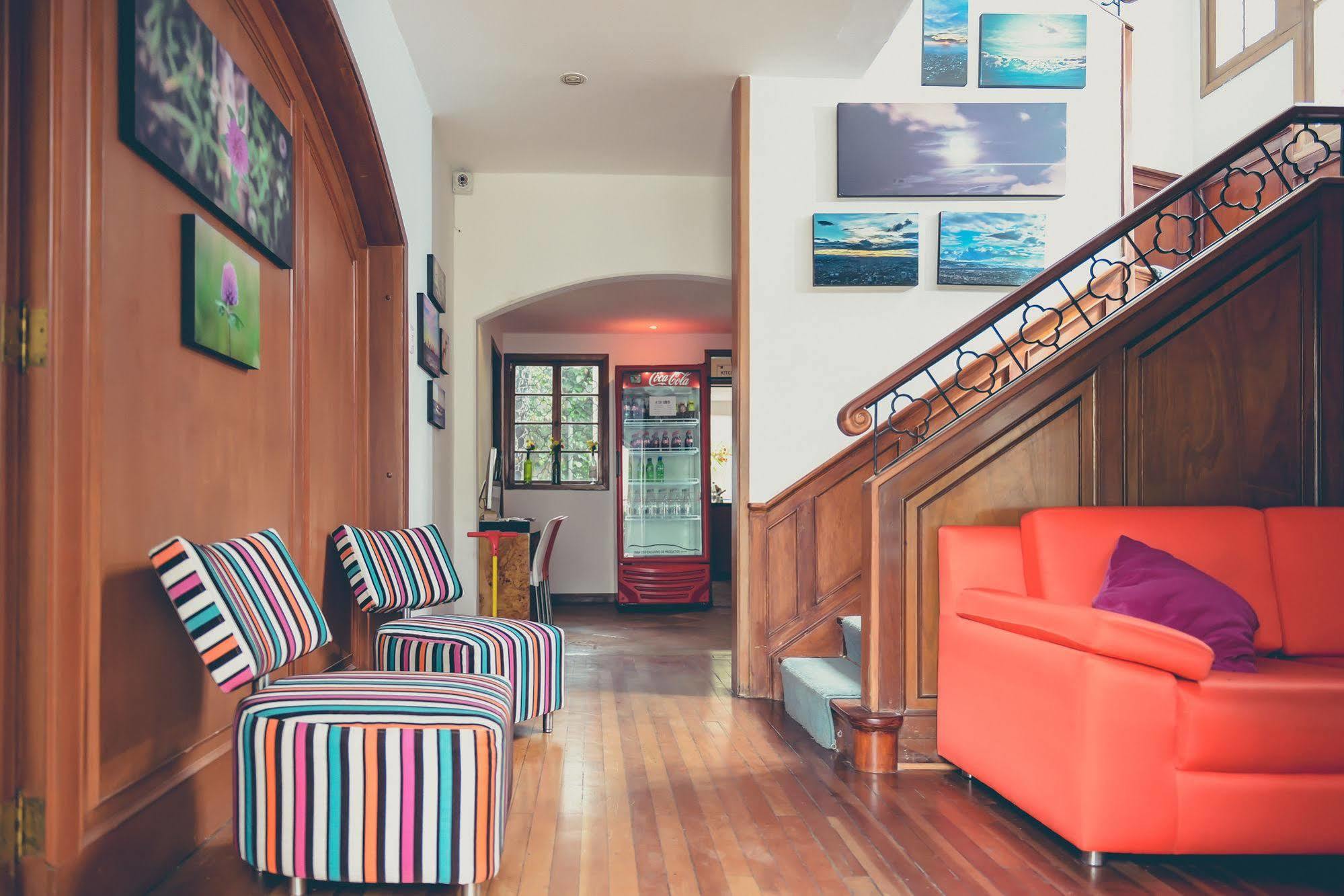 Mi Llave Hostels Bogota Bagian luar foto