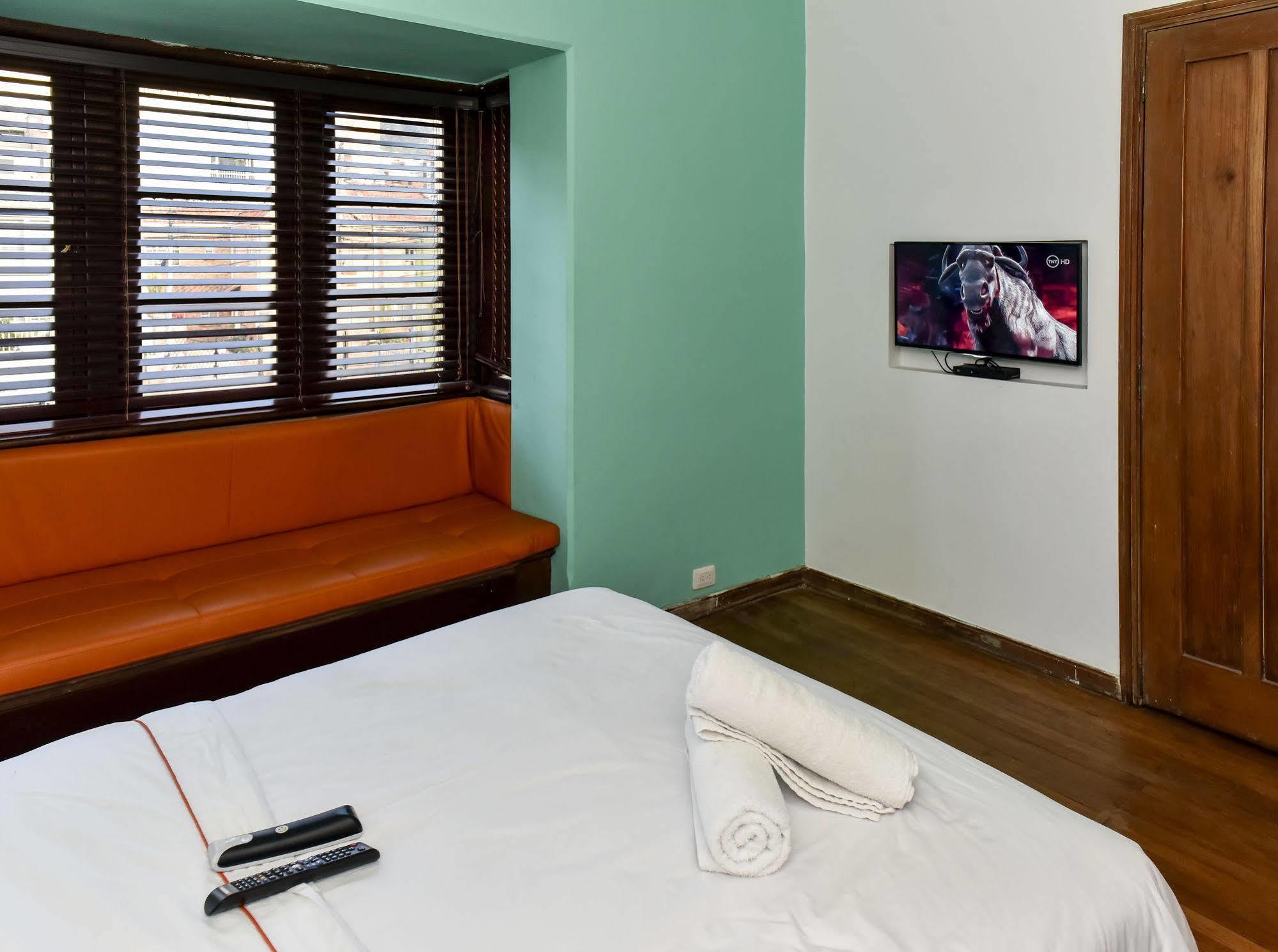 Mi Llave Hostels Bogota Bagian luar foto