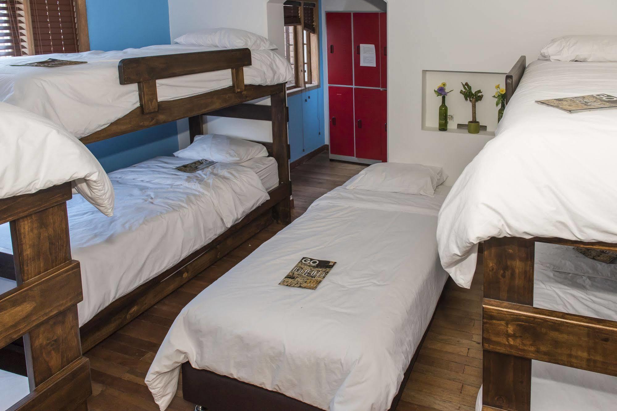 Mi Llave Hostels Bogota Bagian luar foto